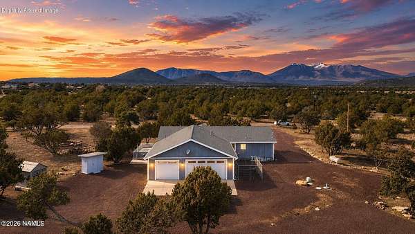 2.5 Acres of Land with Home for Sale in Flagstaff, Arizona