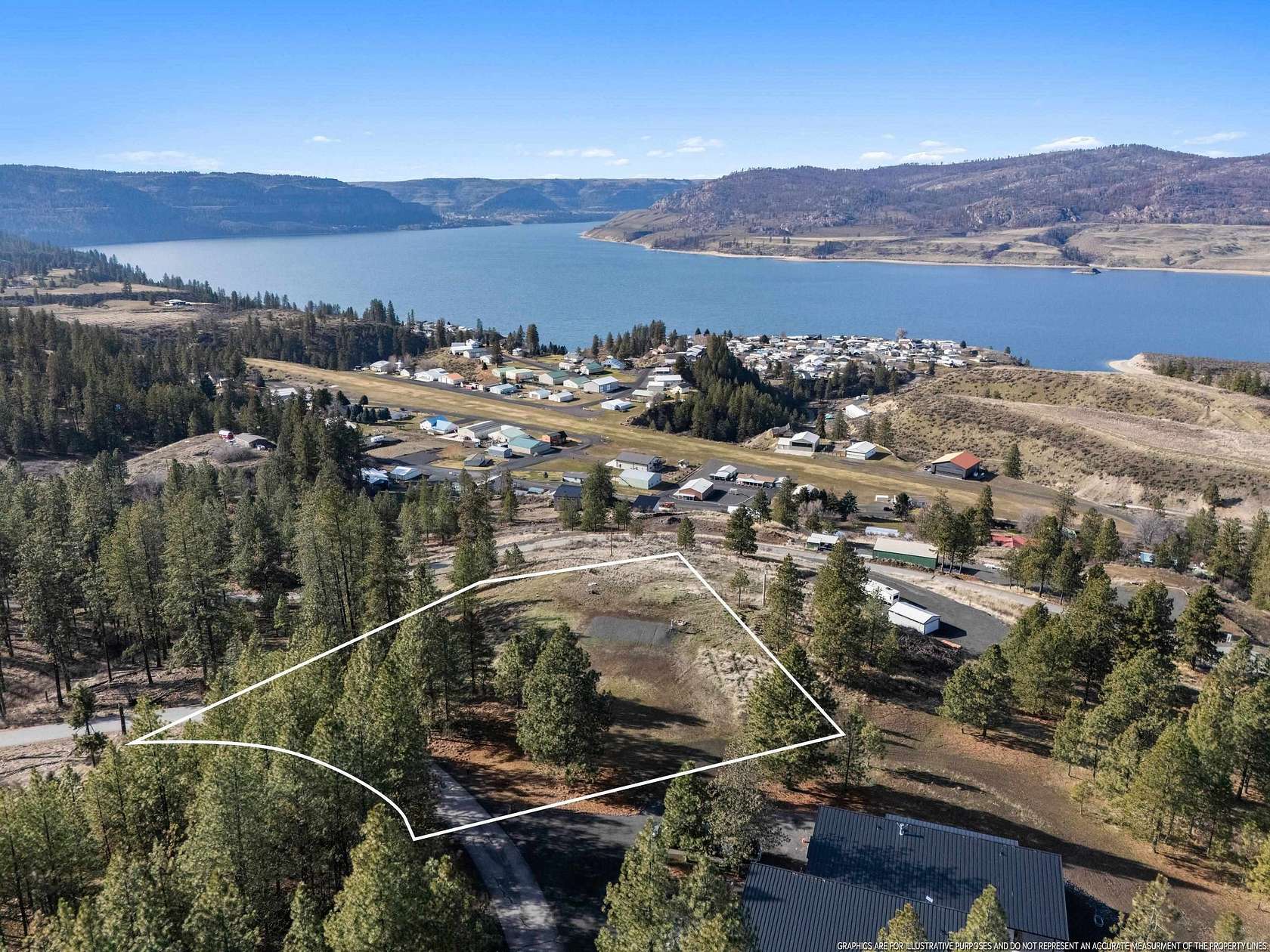 2 Acres of Residential Land for Sale in Davenport, Washington