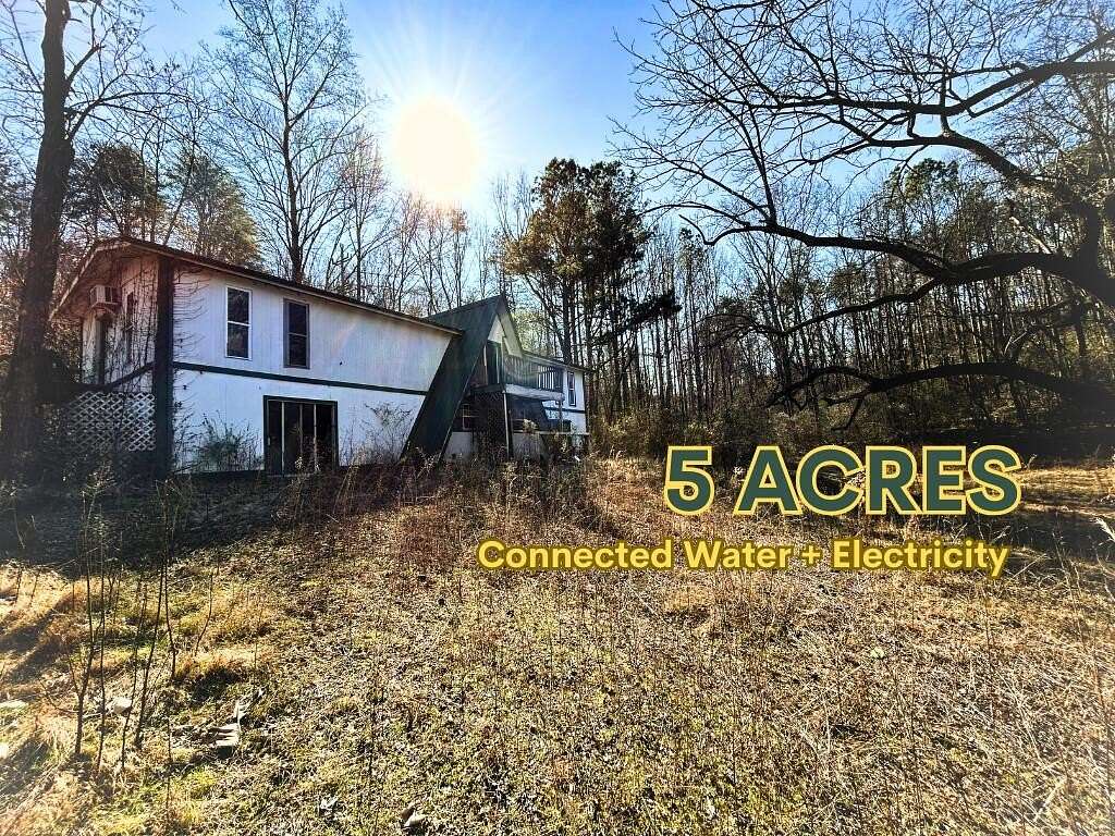 5 Acres of Land with Home for Sale in Soddy-Daisy, Tennessee