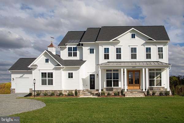 1.5 Acres of Residential Land with Home for Sale in Hamilton, Virginia