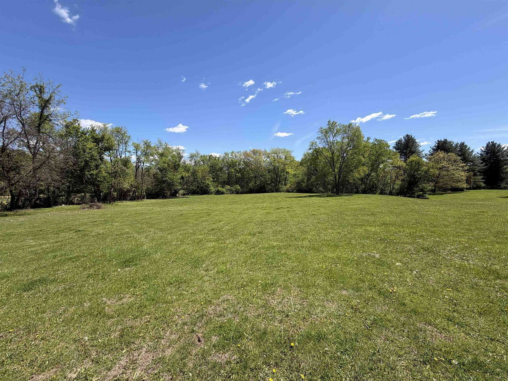 2.29 Acres of Residential Land for Sale in Savanna, Illinois