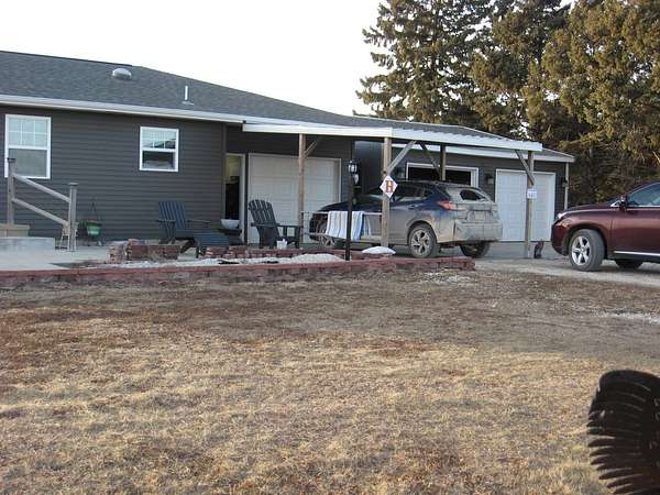 4.3 Acres of Residential Land with Home for Sale in Vail, Iowa