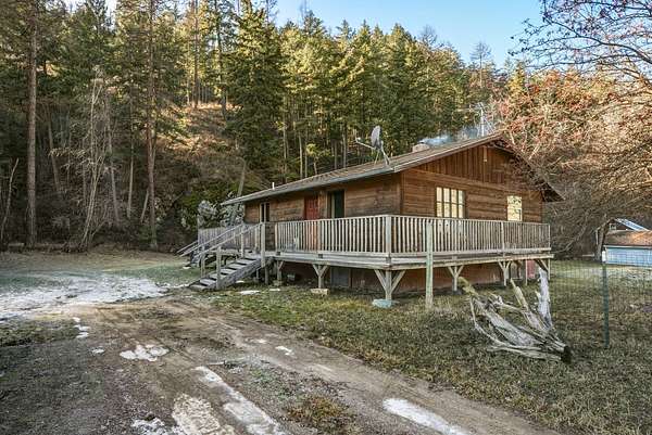 20.7 Acres of Recreational Land with Home for Sale in Alberton, Montana