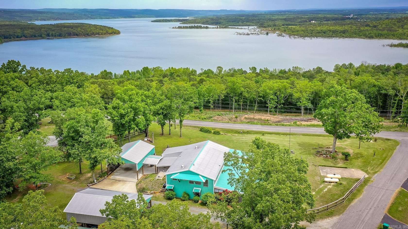 4 Acres of Residential Land with Home for Sale in Higden, Arkansas