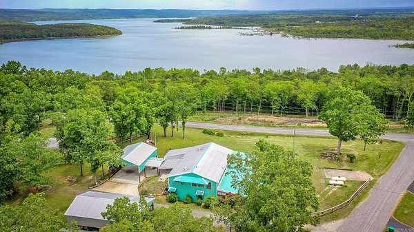 4 Acres of Residential Land with Home for Sale in Higden, Arkansas