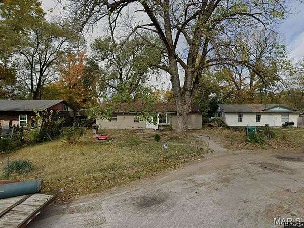 1.59 Acres of Improved Residential Land for Sale in Troy, Missouri
