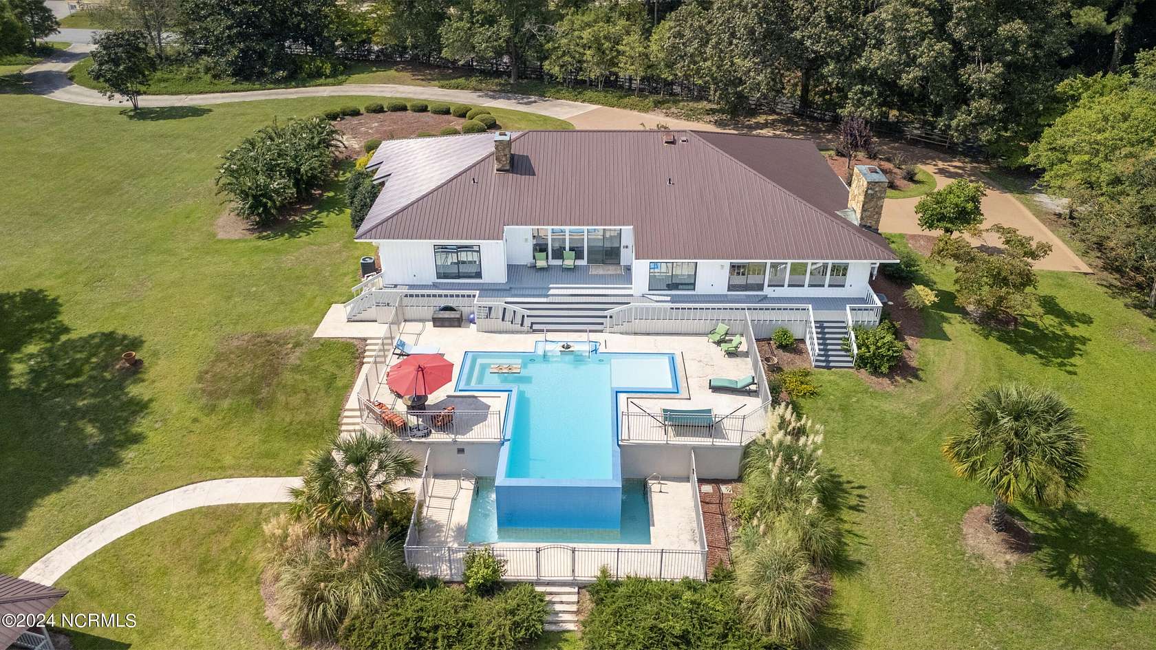 10.3 Acres of Improved Land for Sale in Elizabethtown, North Carolina