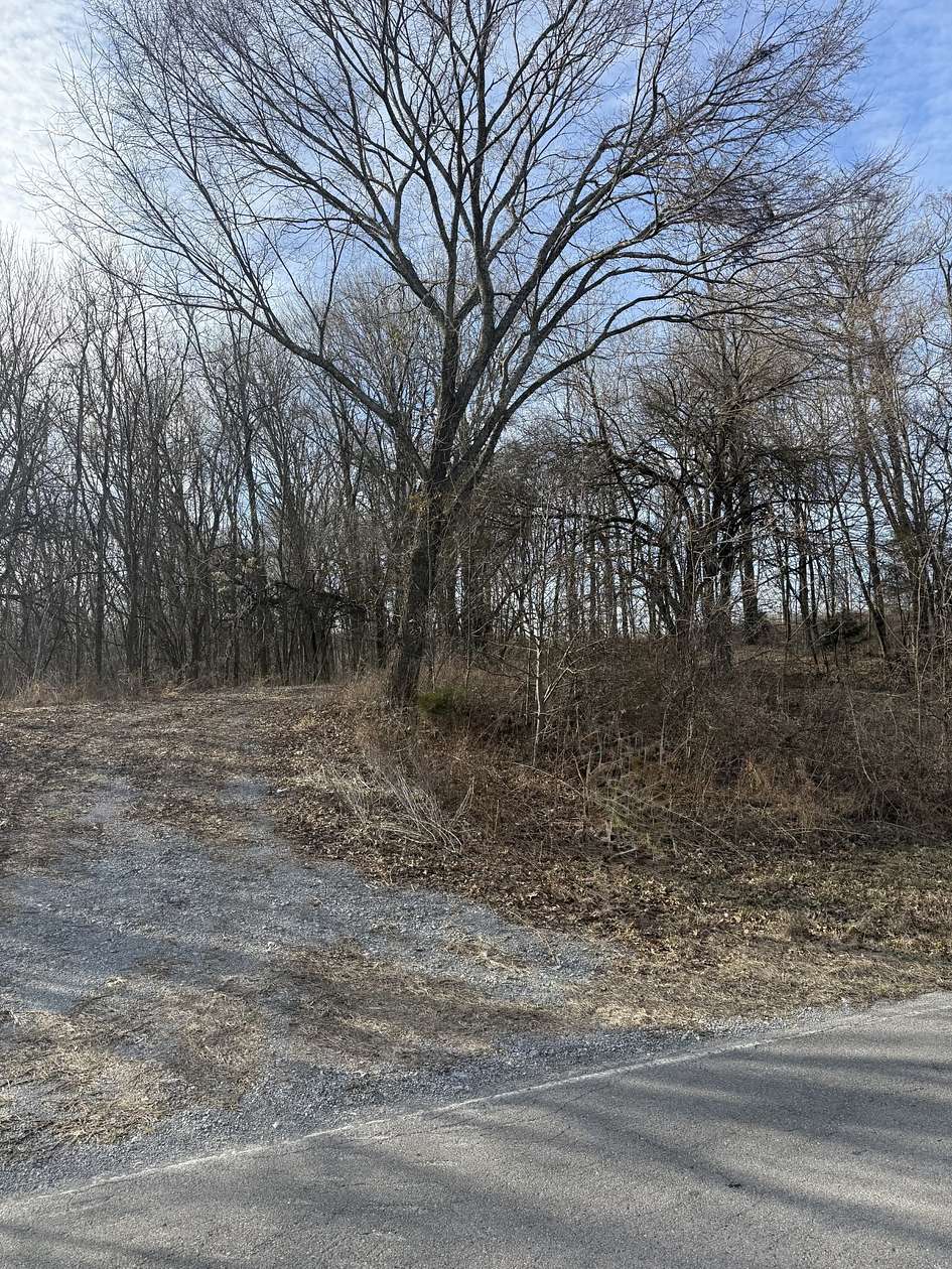 1.5 Acres of Residential Land for Sale in Lebanon, Tennessee