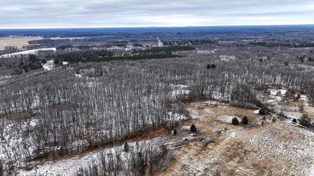 73 Acres of Recreational Land for Sale in New Lisbon, Wisconsin
