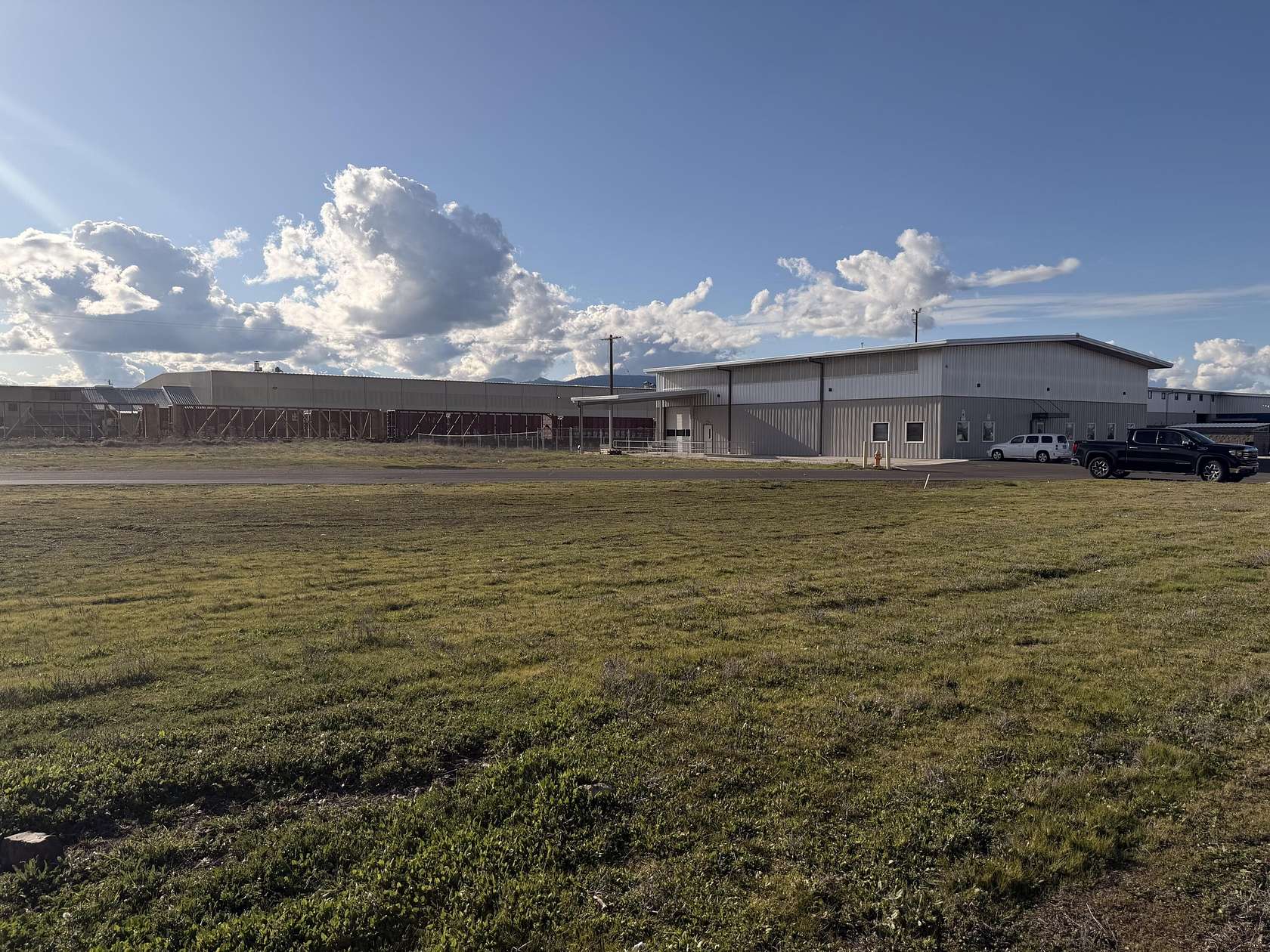 1.28 Acres of Commercial Land for Sale in Medford, Oregon