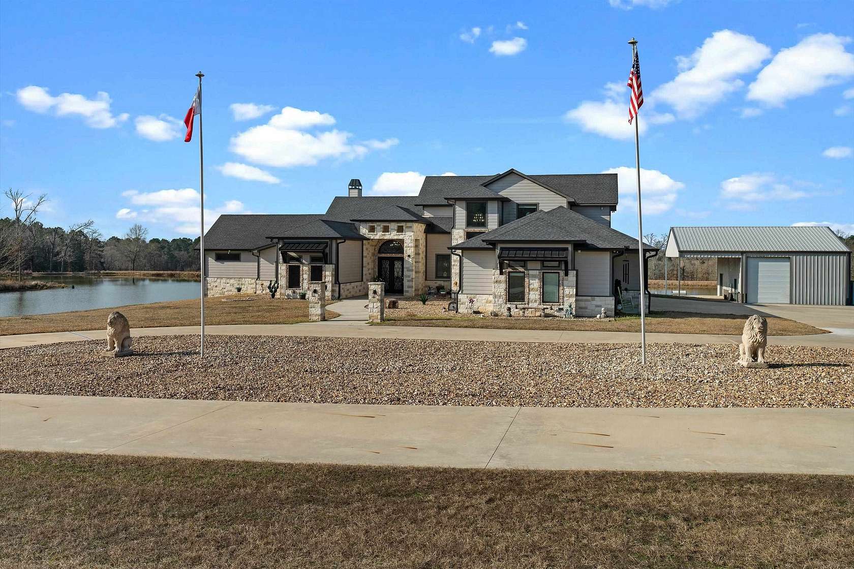 5 Acres of Residential Land with Home for Sale in Beckville, Texas