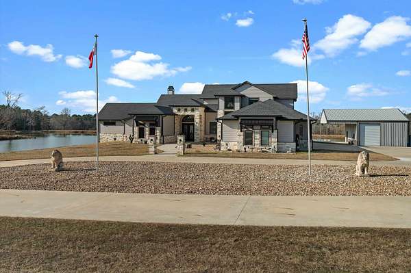 5 Acres of Residential Land with Home for Sale in Beckville, Texas