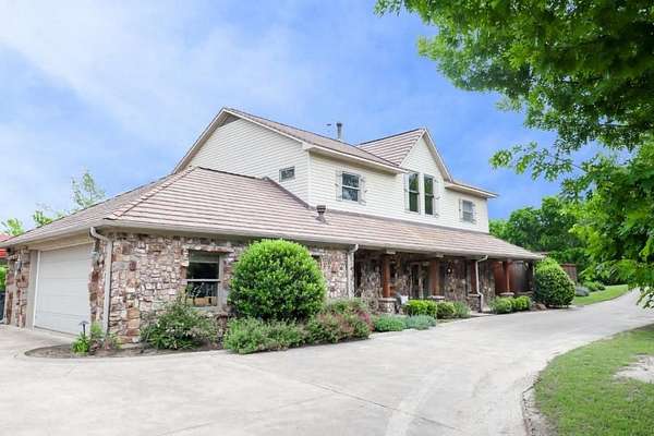 3.3 Acres of Land with Home for Sale in Fort Worth, Texas