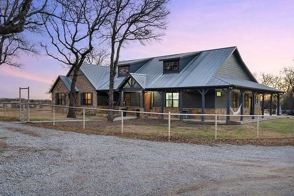 10.4 Acres of Land with Home for Sale in Decatur, Texas