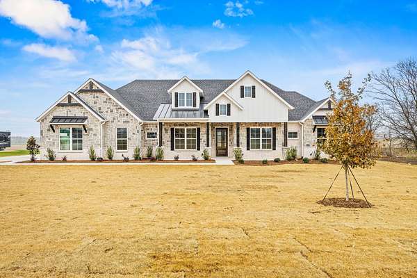 1.67 Acres of Land with Home for Sale in Sanger, Texas
