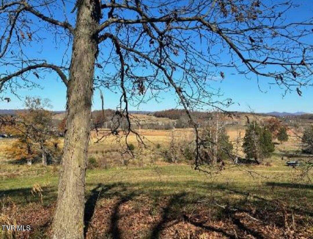 2 Acres of Residential Land for Sale in Midway, Tennessee