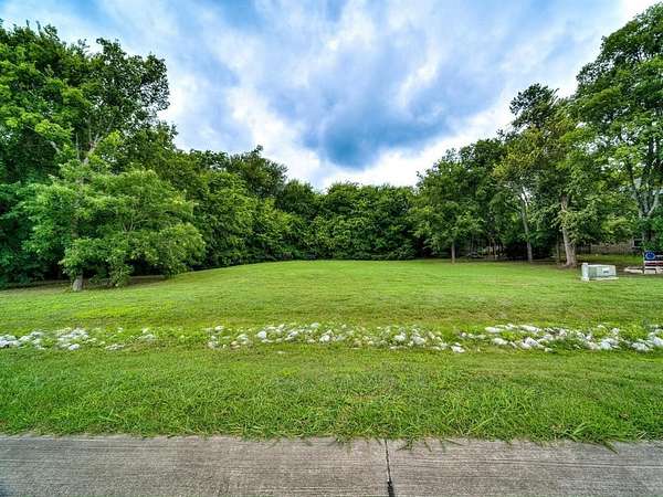 1 Acre of Residential Land for Sale in McKinney, Texas