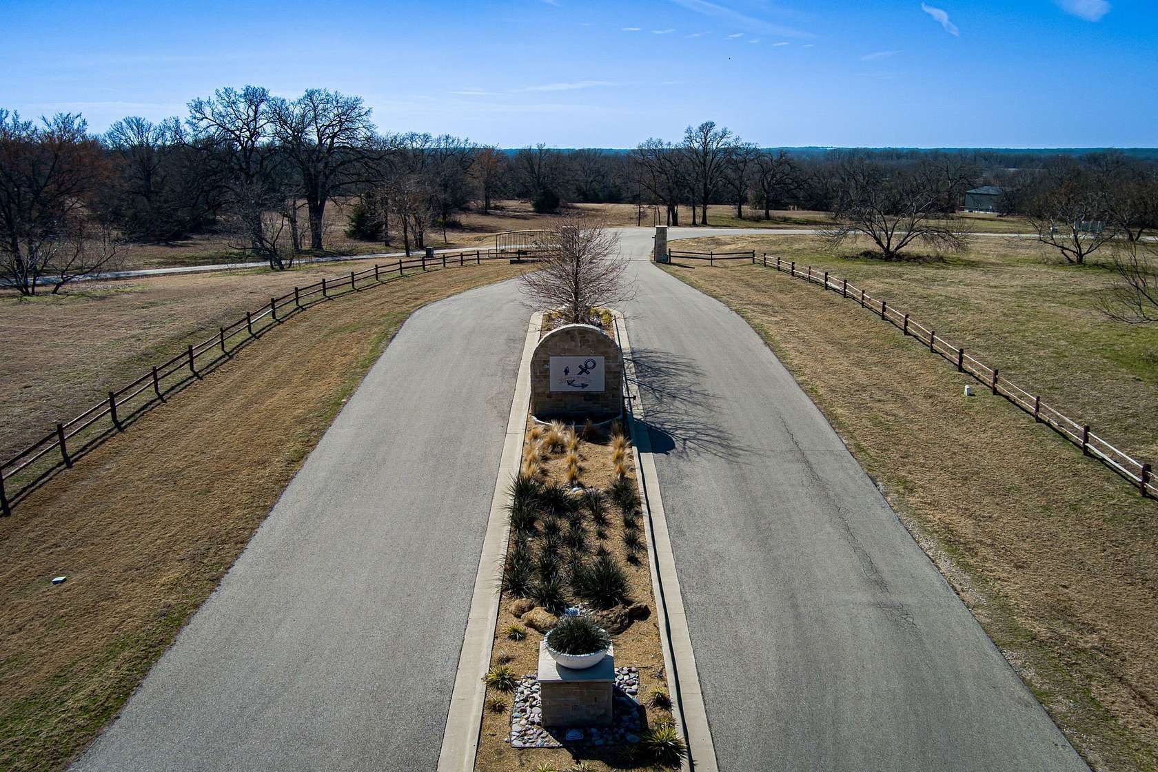 1 Acre of Residential Land for Sale in Streetman, Texas