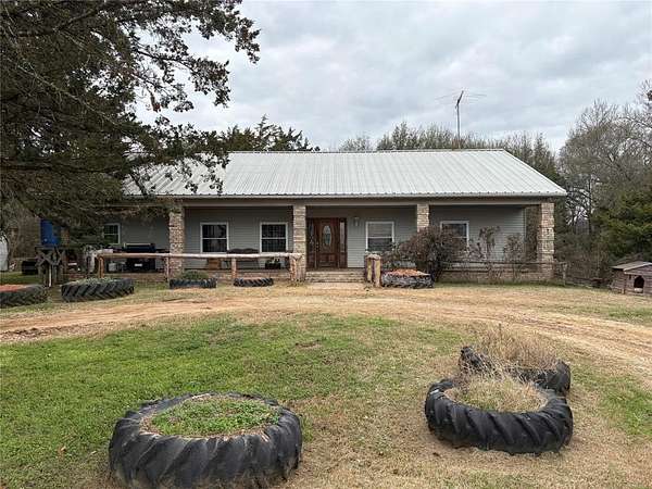 4 Acres of Land with Home for Sale in Kemp, Texas