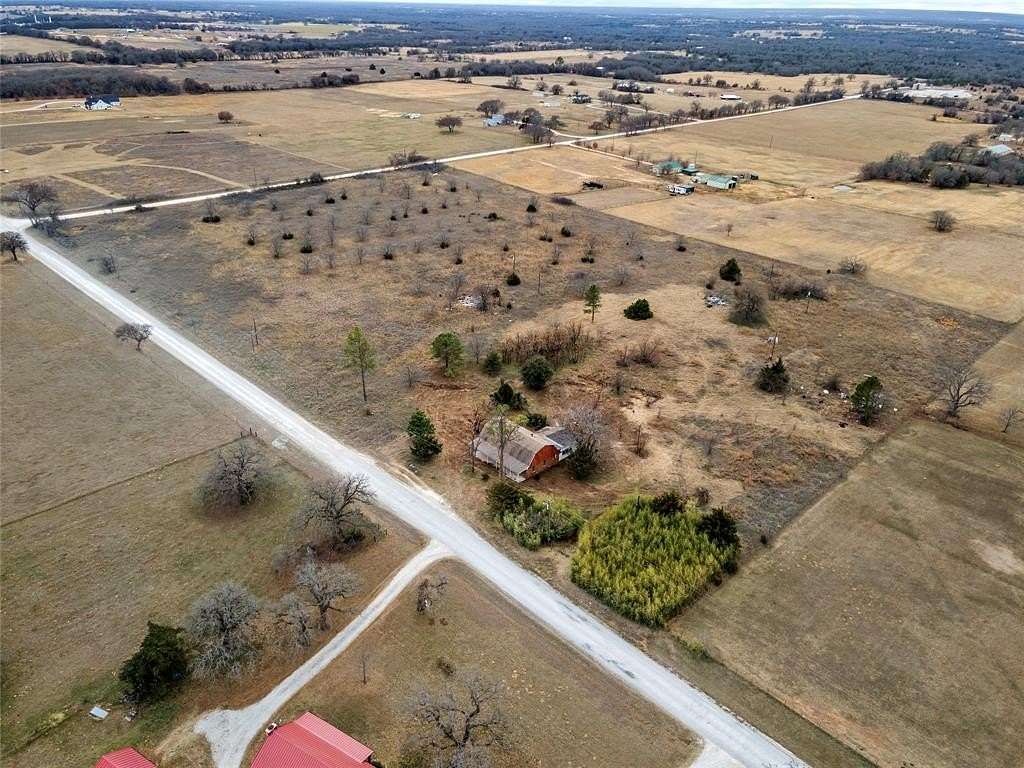16.1 Acres of Land with Home for Sale in Bowie, Texas