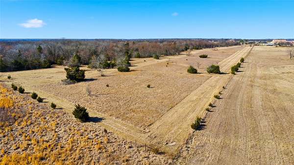 16 Acres of Land for Sale in Sulphur Springs, Texas