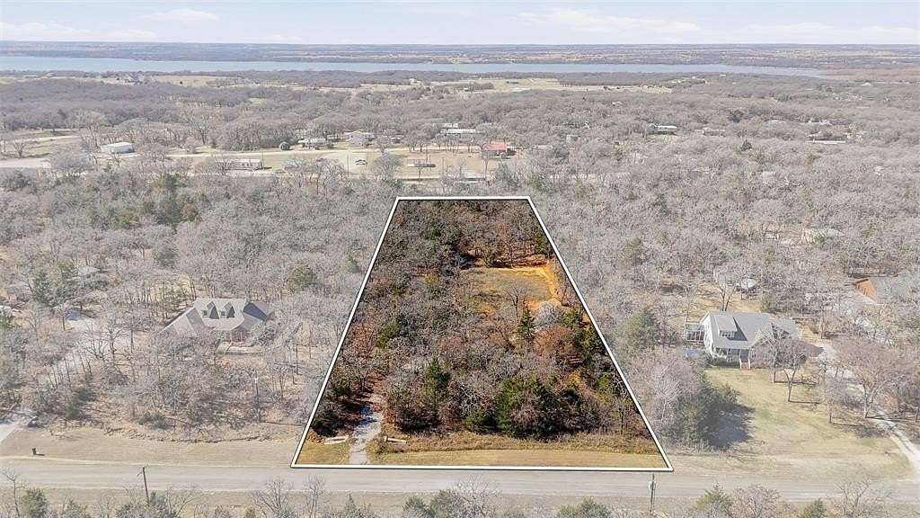 2 Acres of Residential Land for Sale in Valley View, Texas