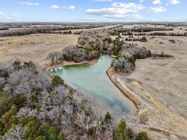 15 Acres of Land for Sale in Pottsboro, Texas
