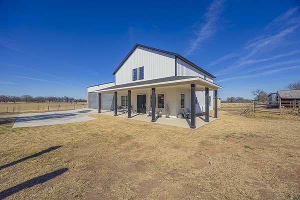 6 Acres of Land with Home for Sale in Bridgeport, Texas