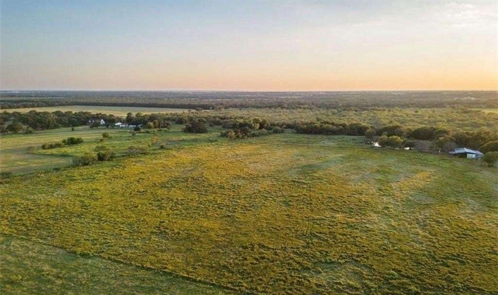 1 Acre of Residential Land for Sale in Elm Mott, Texas