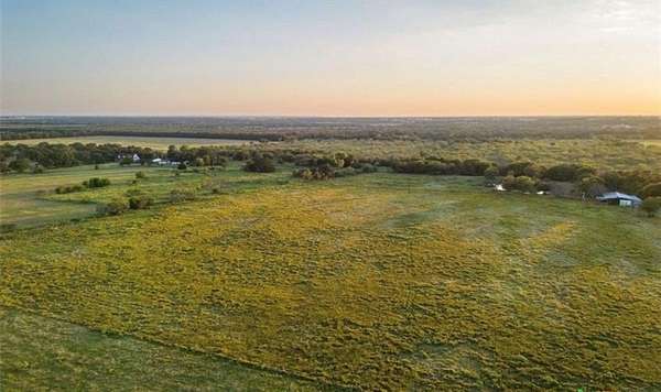 1 Acre of Residential Land for Sale in Elm Mott, Texas