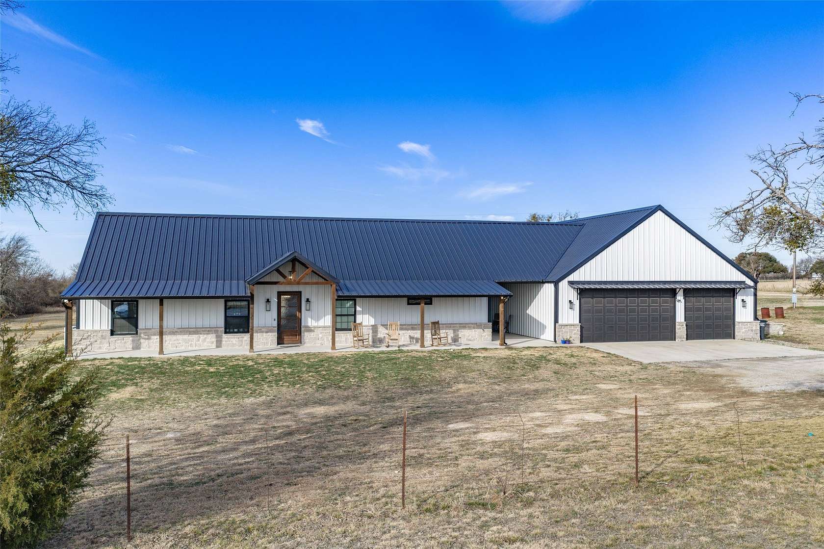 8.62 Acres of Land with Home for Sale in Decatur, Texas