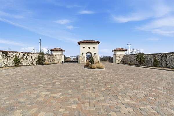 2.14 Acres of Residential Land for Sale in Brock, Texas