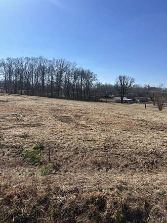 1.34 Acres of Residential Land for Sale in Lafayette, Tennessee