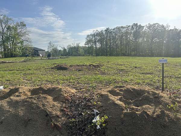 1.45 Acres of Residential Land for Sale in Lafayette, Tennessee