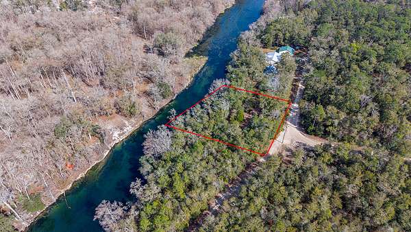 0.86 Acres of Residential Land for Sale in Branford, Florida