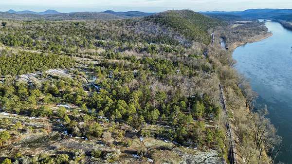 88 Acres of Land for Sale in Calico Rock, Arkansas