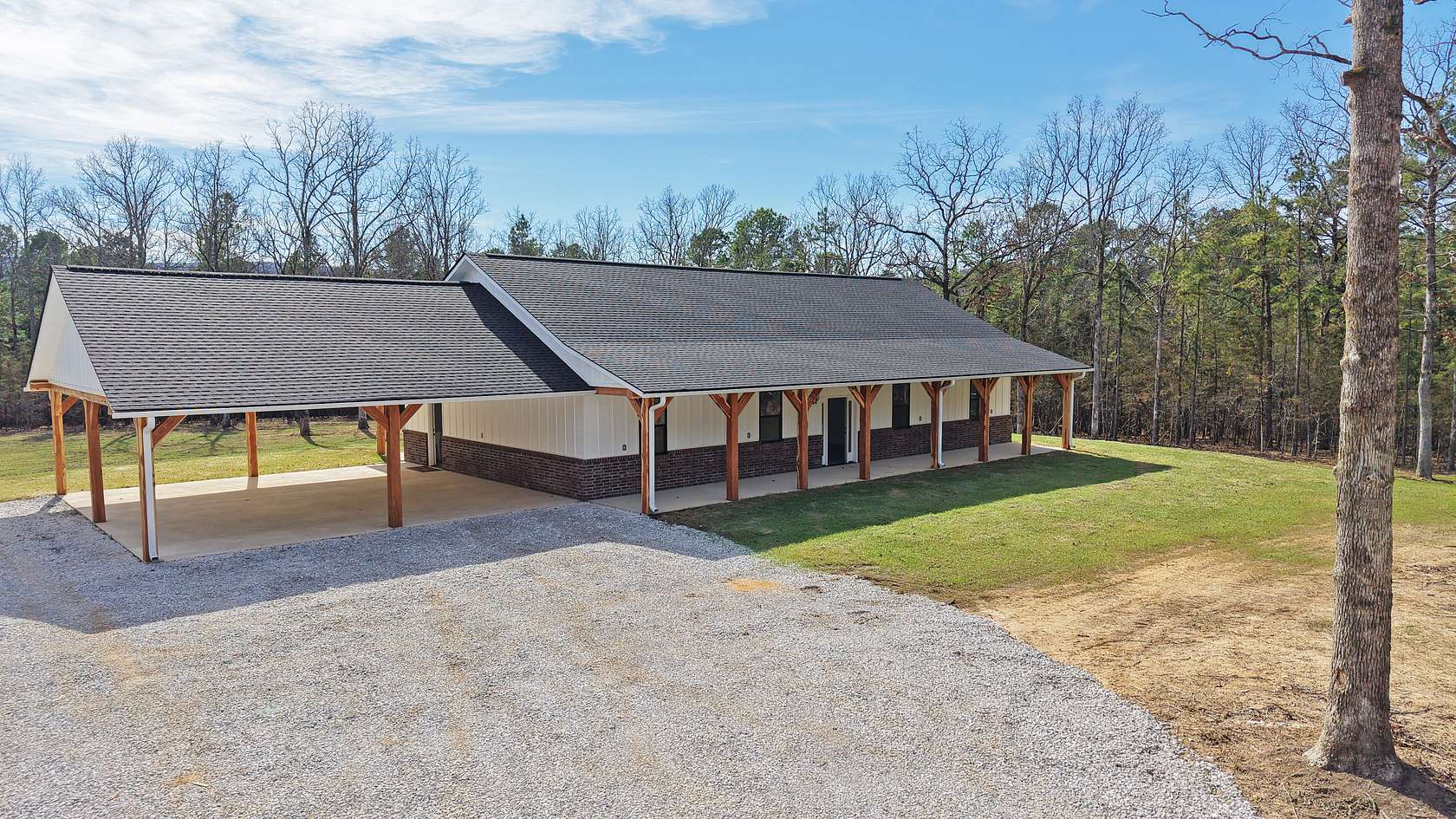 5.14 Acres of Land with Home for Sale in Batesville, Arkansas