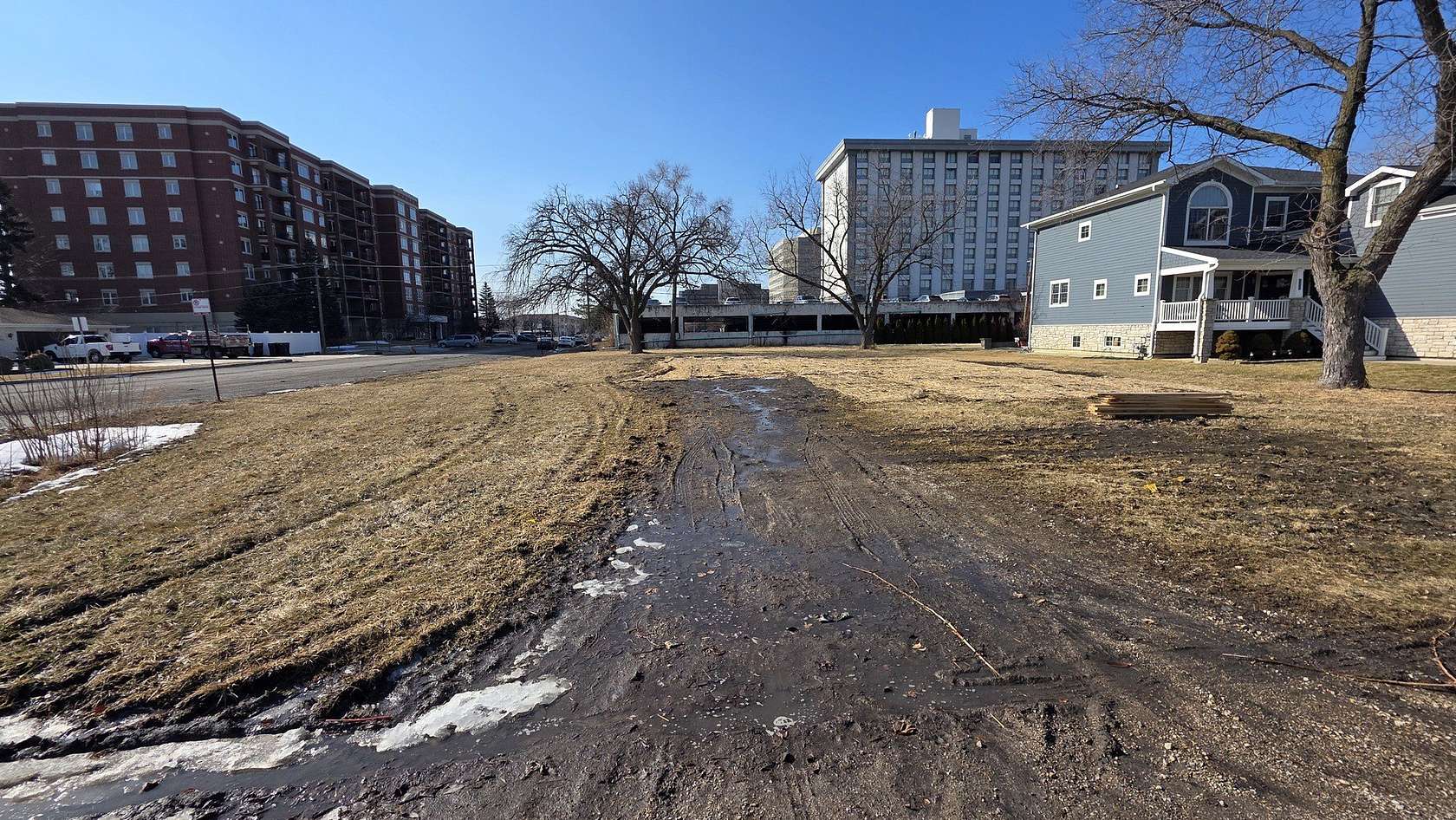 0.31 Acres of Residential Land for Sale in Norwood Park Township, Illinois