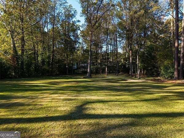 1 Acre of Residential Land for Sale in Snellville, Georgia