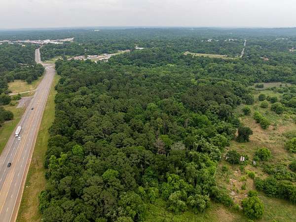 11.5 Acres of Land for Sale in Palestine, Texas