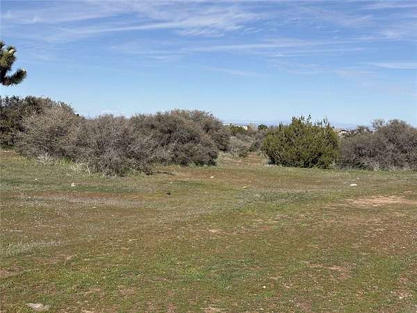 5 Acres of Residential Land for Sale in Phelan, California
