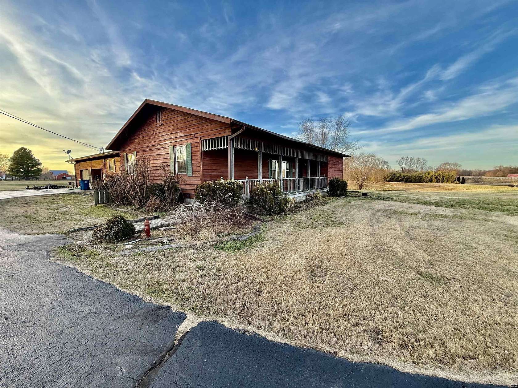 9 Acres of Land with Home for Sale in Union City, Tennessee
