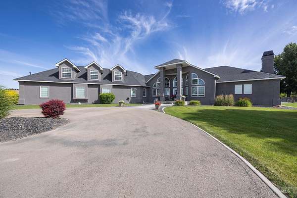 2.23 Acres of Land with Home for Sale in Star, Idaho