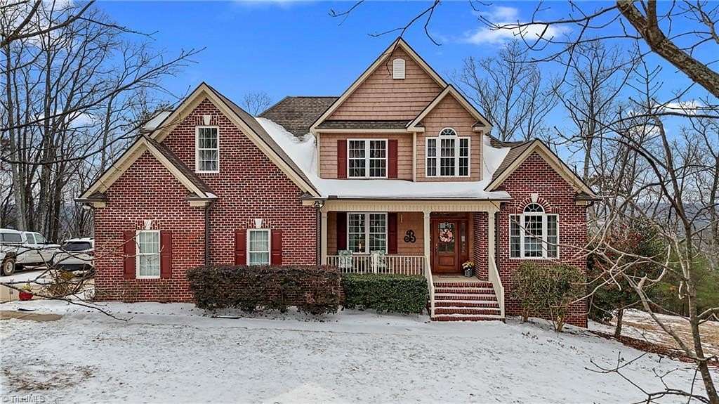 5.84 Acres of Residential Land with Home for Sale in Denton, North Carolina