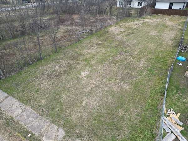 0.13 Acres of Residential Land for Sale in Corsicana, Texas