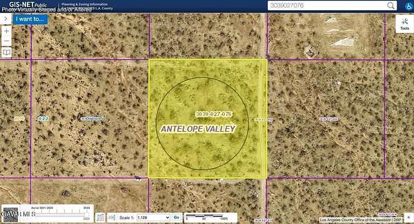 2.5 Acres of Residential Land for Sale in Pearblossom, California