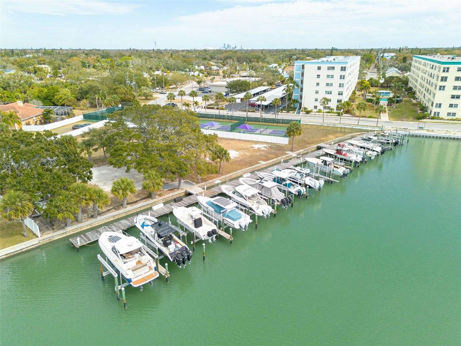 2 Acres of Commercial Land for Sale in Gulfport, Florida