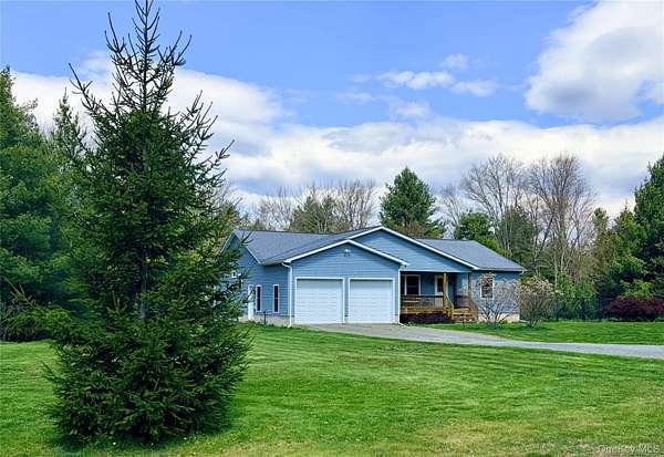 2.5 Acres of Land with Home for Sale in Forestburgh Town, New York