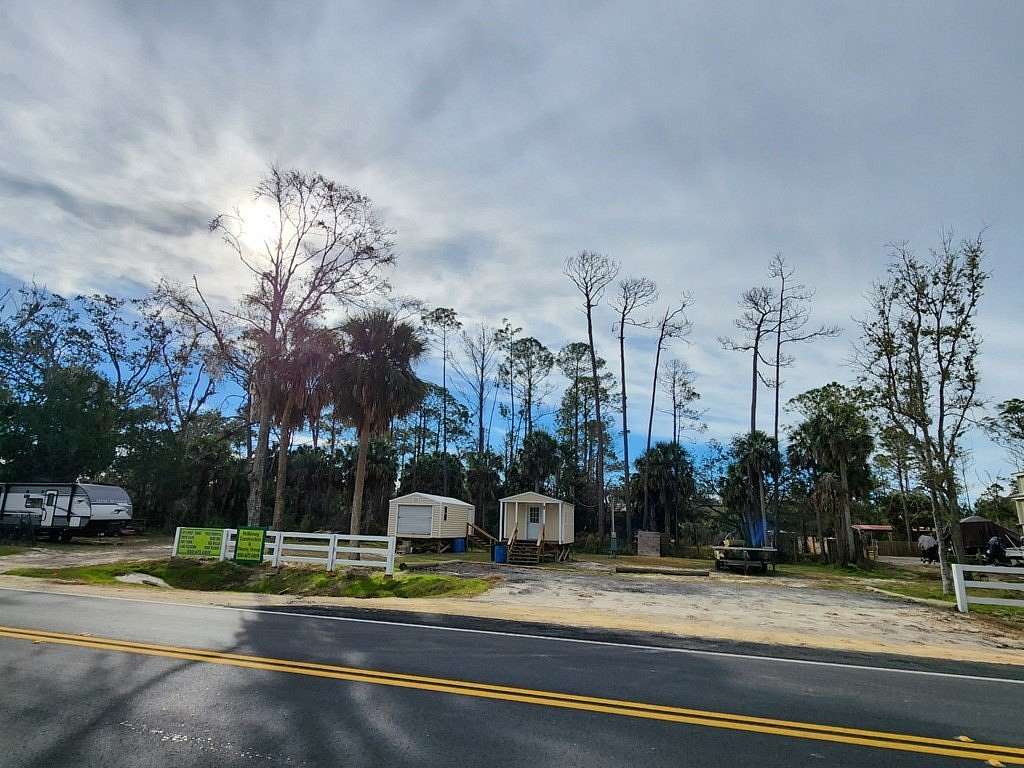 0.23 Acres of Land for Sale in Steinhatchee, Florida