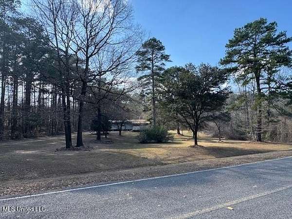 1.68 Acres of Residential Land with Home for Sale in Gloster, Mississippi